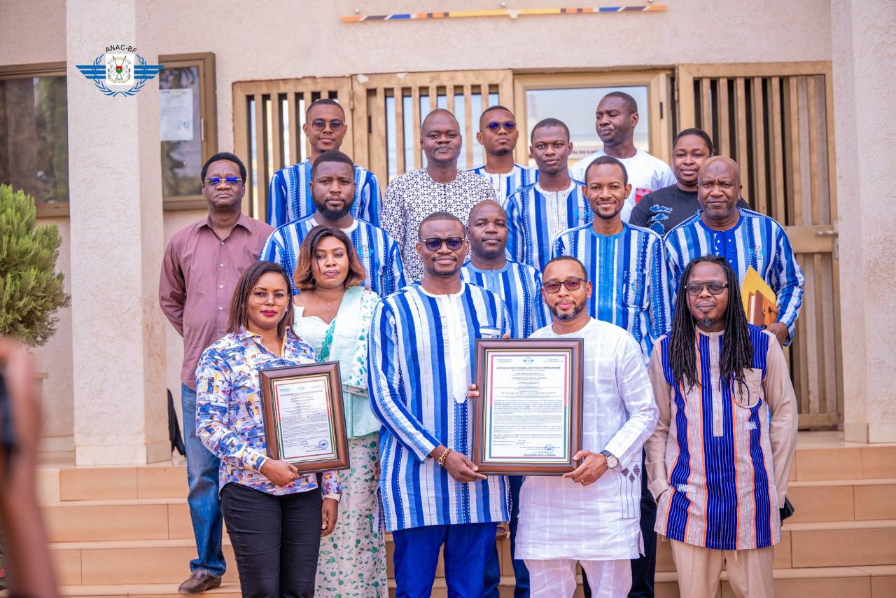 Attestation d’homologation d’aérodromes - IAMGOLD ESSAKANE et ENDEAVOUR MINING reçoivent le précieux sésame7